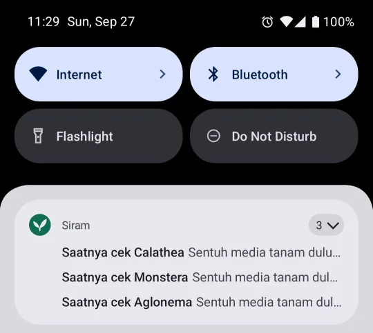 Notifikasi Siram: Saatnya cek, sentuh media tanam dulu.